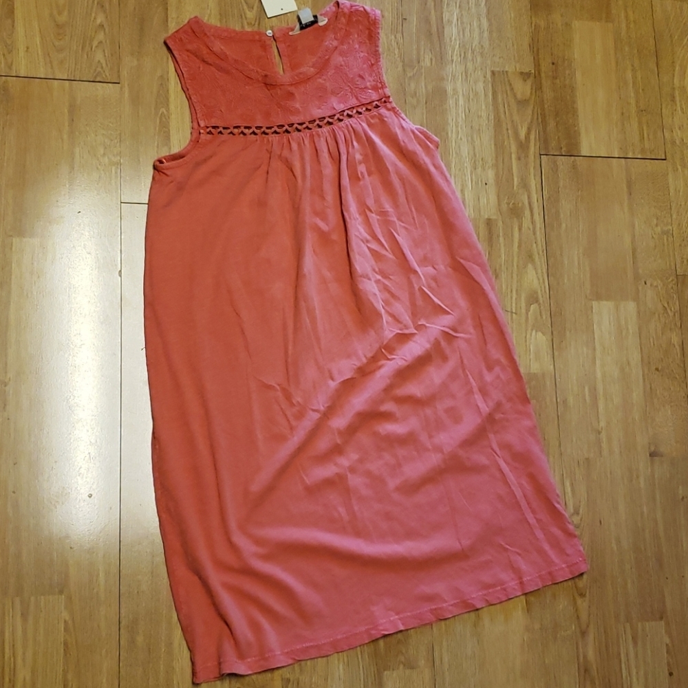 NWT Lucky Brand coral embroidered yoke dress XS